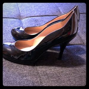 Tahari Black Patent Leather Pumps